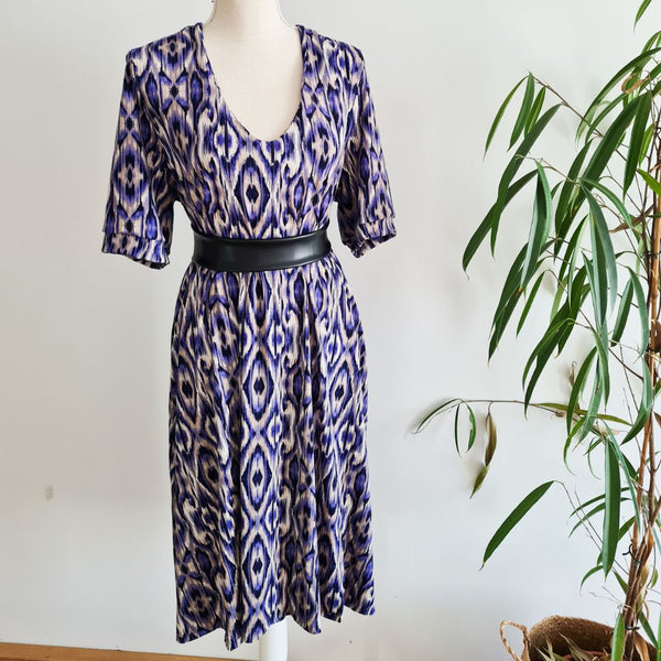 Kroj ženska pomladna obleka